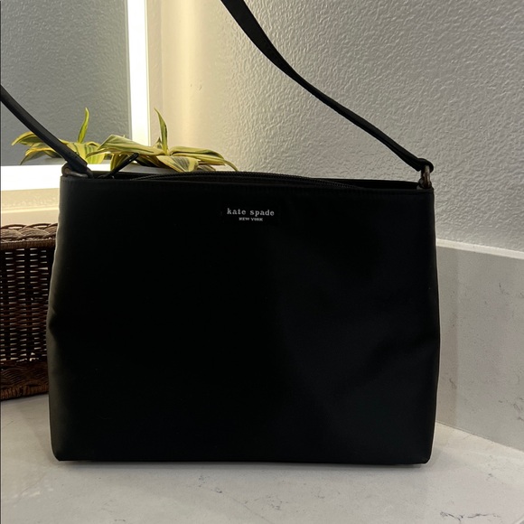 Kate Spade Classic Black Crossbody Bag - Picture 1 of 11